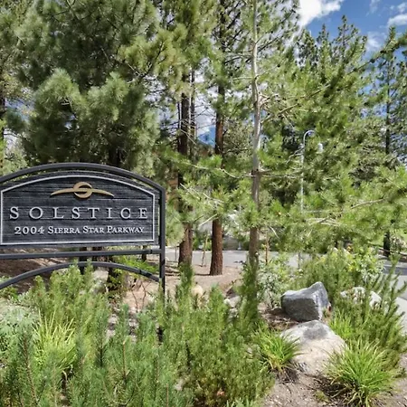 Solstice 11 Amazing Location On Golf Course, Heated Garage, Private Washer Dryer Condo